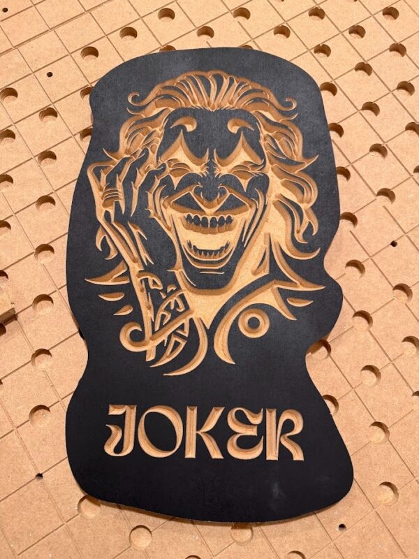 🃏 "Grabado del Joker en MDF | Arte Único – Cuenca"